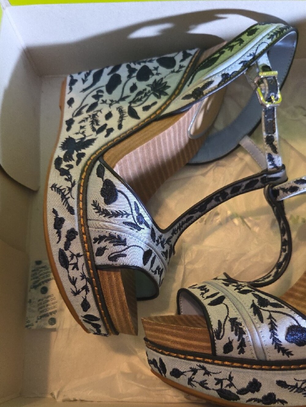 Gianni Bini Navy Blue, Light Blue Floral Wedge Sandals with Ankle Strap 6.5M - Picture 3 of 6